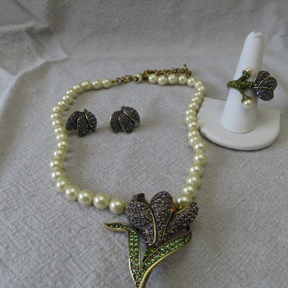 Heidi Daus Necklace, earrings and matching ring - Picture 8 of 8